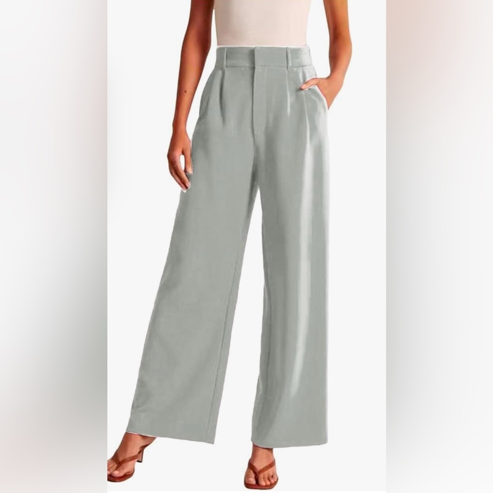 NWOT Women’s XXL Wide Leg Dress Pants.
